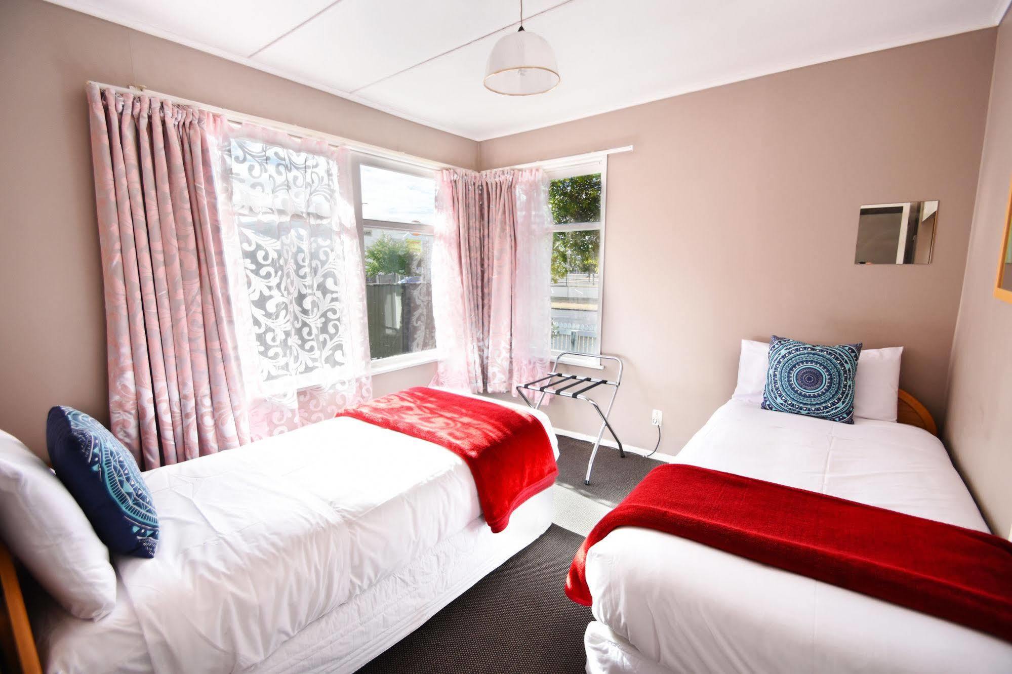 Union Victoria Motel Роторуа Экстерьер фото